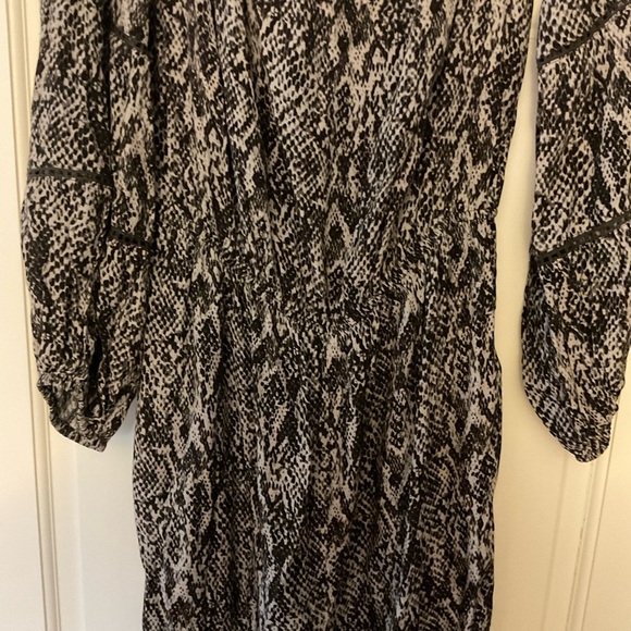 Anthropologie Bl-nk London Pezira Off-the-Shoulder Jumpsuit Animal Print L NWT - Picture 7 of 13